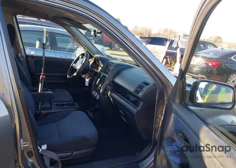 2006 Honda Cr-V Lx from USA, damaged, VIN JHLRD78546C041181